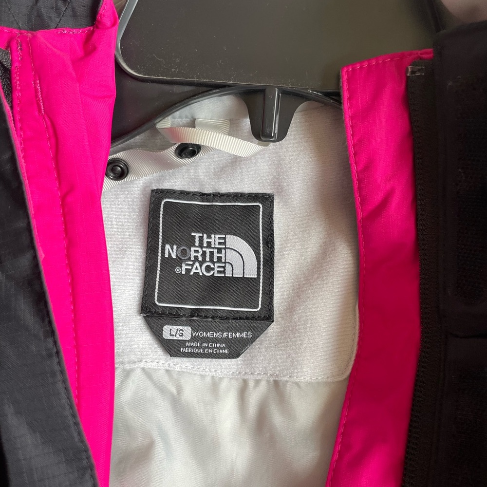 Northface Shell Jacket - image 3